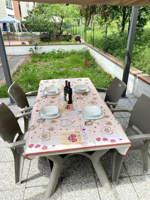 Bella Garden House - Private Garden in Florence Buitenkant foto